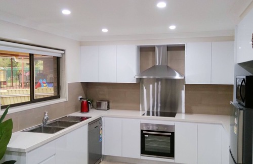 Singleton Heights House | Renovated House Near Singleton CBD Hunter Valley