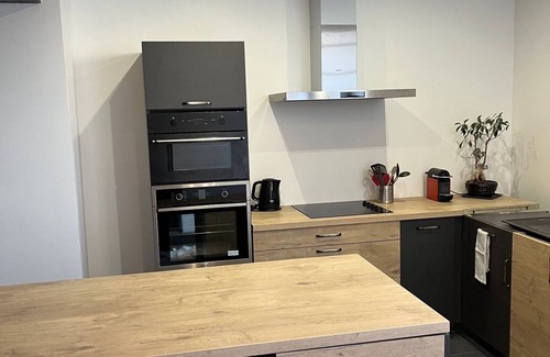 Aussonne House | Renovated house near MEETT, Airbus, Golf Seilh, Toulouse