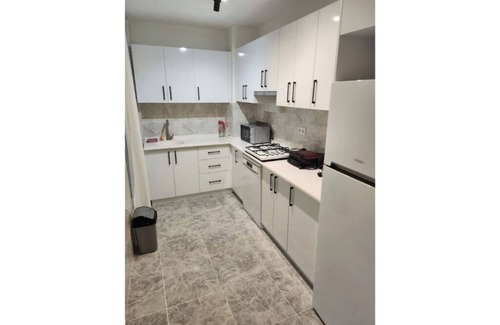 Kadikoy Apartment | Renovated interior, centrally located