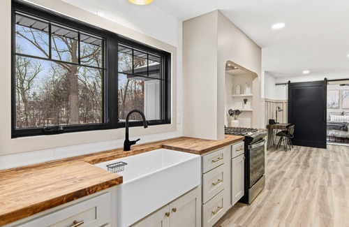 Red Wing House | Renovated Main Level Home on 2 acres Hay Creek Hills