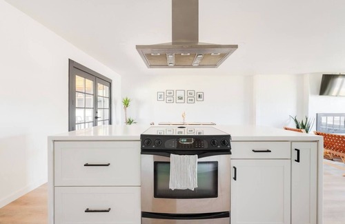 Scottsdale Estates Ten House | Renovated Retreat | Old Town Scottsdale | Sleeps 6