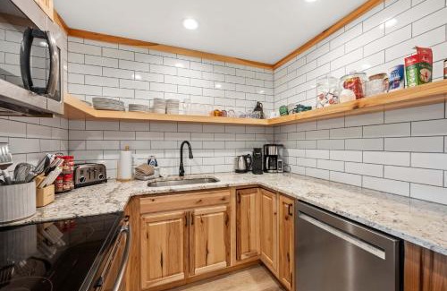 Great Valley House | Renovated Ski In Out Condo King Bed Patio Grill