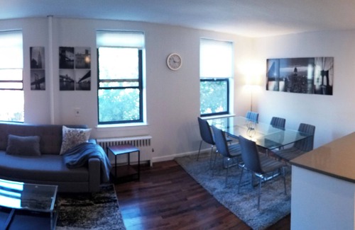 Gowanus House | Renovated spacious 2-bedroom apartment in Boerum Hill Brooklyn