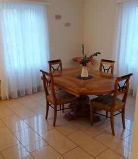 Wil Apartment | Renovierte 4,5-Zi-Wohnung mit Parkplatz in ruhiger Lage - 90m2