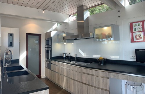 Veyrier-du-Lac Villa | Rent House of Light Rating 5 stars Annecy Lac - Veyrier-du-Lac For 10 persons