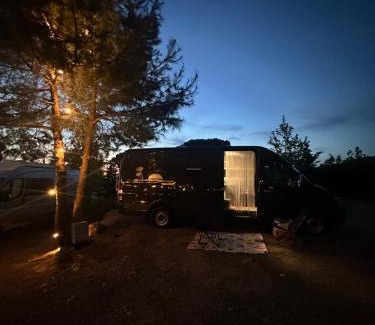 Preze Other | Rent van Luxury Sprinter