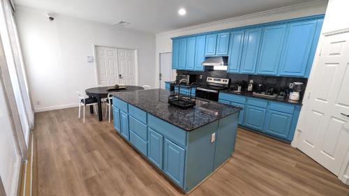 Palm Beach - West Palm Beach House | Rent W Palm Beach
