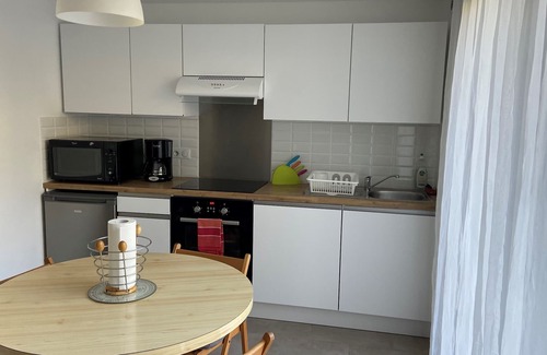 Roquebrune-sur-Argens Apartment | Rental for 4 people on the ground floor in villa