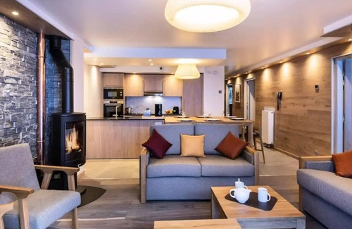 Lanslevillard Apartment | Residence Les Balcons de Val Cenis Platinium * - 4 Room Apartment 6/8 People