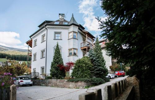 Ortisei Apartment | Residence Castel