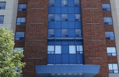 Barrie Hotel | Residence & Conference Centre- Barrie