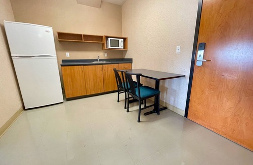 Ottawa Division Apartment | Residence & Conference Centre - Ottawa West
