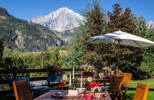 Pallusieux House | Residence Courmaison