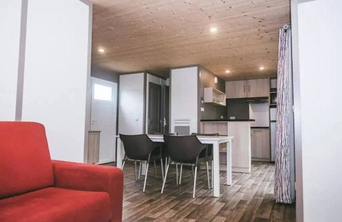 Rochefort-en-Terre House | Residence du Domaine du Moulin Neuf - 3 room cottage 4 people Lake View