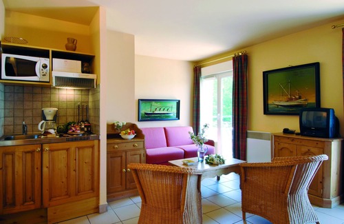 Chevreuse Apartment | Residence Hotel Les Ducs De Chevreuse
