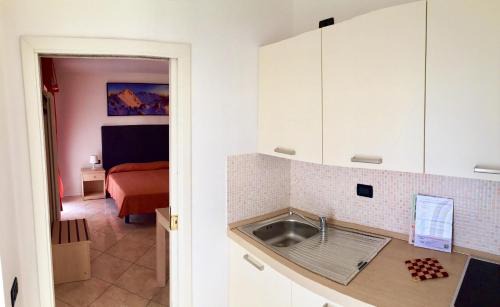 Canzolino Hotel | Residence Hotel Miralago