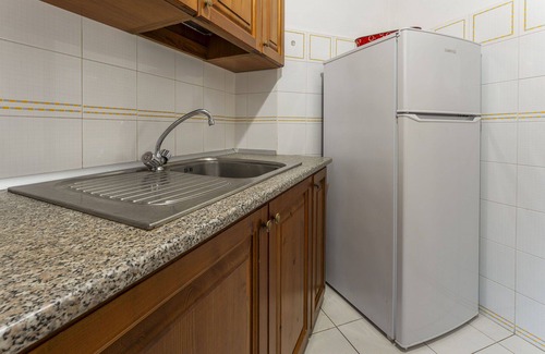 Santa Liberata Apartment | Residence in Giannella with 3 bedrooms sleeps 7