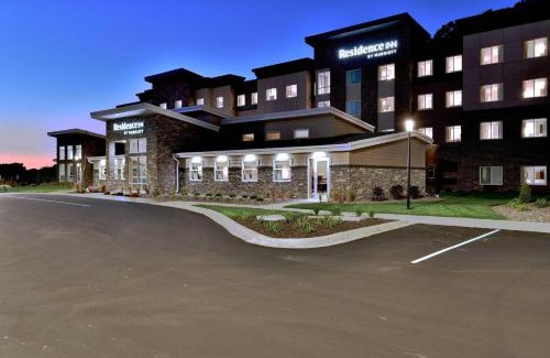 Seymour Hotel | Residence Inn by Marriott Eau Claire