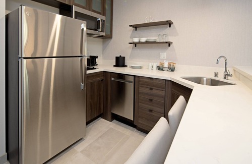 Valencia Hotel | Residence Inn by Marriott Valencia