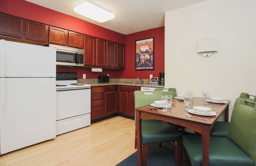 Flint Hotel | Residence Inn By Marriott Flint