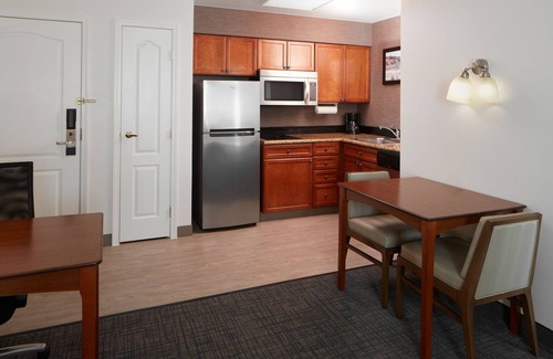 Lakeview Hotel | Residence Inn by Marriott Manassas Battlefield Park