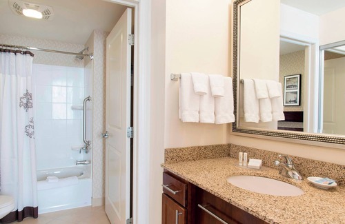 Moline Hotel | Residence Inn Marriott Moline