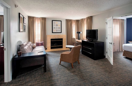 East Syracuse Hotel | Residence Inn Syracuse Carrier Circle