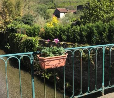 Labastide-Rouairoux Apartment | Residence Le petit paradis - La petite maison