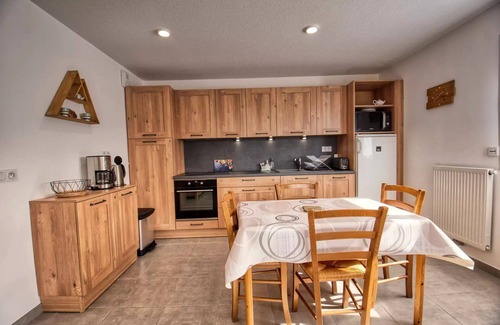 Verchaix Apartment | Residence Le Varshe - 2 Rooms for 4 People