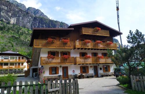 Rocca Pietore Apartment | Residence Marmolada