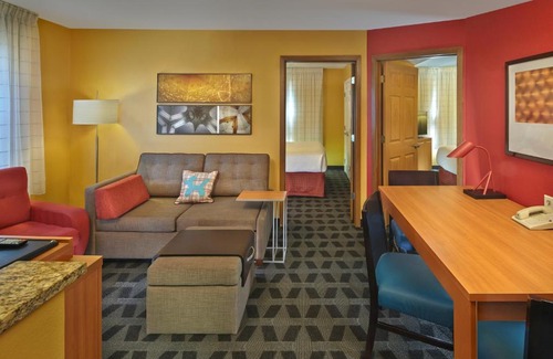 Tewksbury Hotel | Residences at Tewksbury