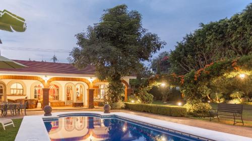 Cuernavaca House | Residencia Jardín Real