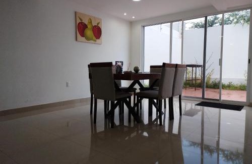 Tepatitlan de Morelos House | Residencial lomas de san Angel