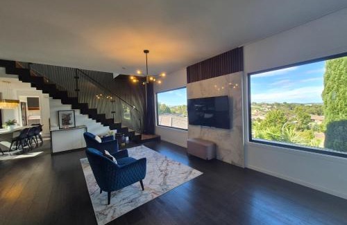 Coffs Harbour House | RESIDENTIAL 4 BEDROOM House