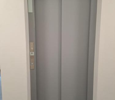 Madonna di Tirano Apartment | Residenza 39 with garage - 900 m to Bernina Express