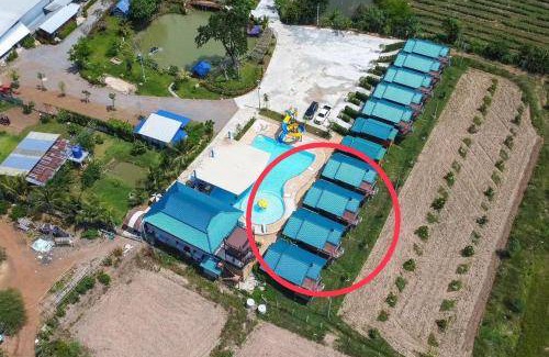 Lom Kao Resort | Resort ∙ 5 bedrooms ∙ 16 guests
