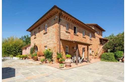 Fauglia Resort | Resort ∙ 6 bedrooms ∙ 12 guests