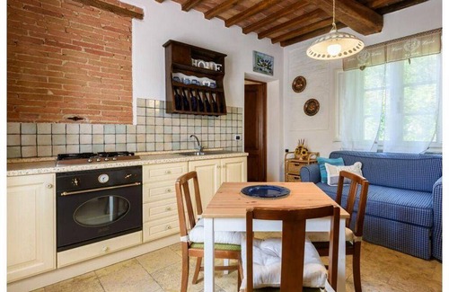 Fauglia Resort | Resort ∙ 6 bedrooms ∙ 12 guests