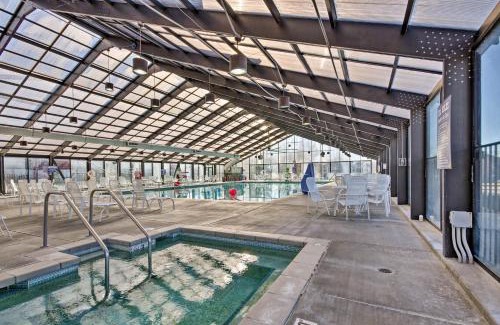 Branson Apartment | Resort Condo with Patio, 5 Mi to Branson Landing!