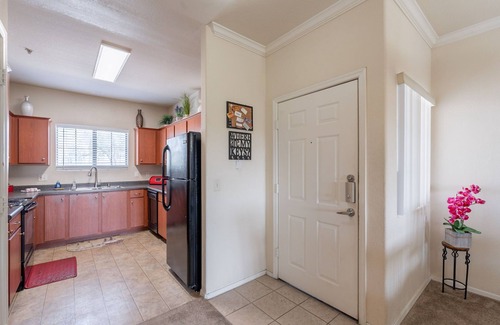 Gilbert Condo | Resort living in the Sun!