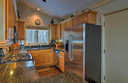 Harbor Springs House | Resort-Style Harbor Springs Home Near Ski Resort!