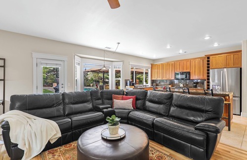 Columbia House | Rest, Relax, Rejuvenate!