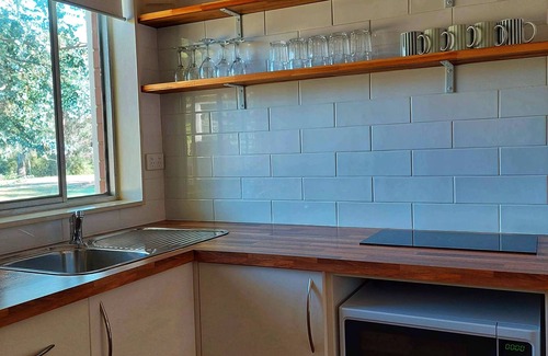Porepunkah Apartment | Restaway Holiday Units