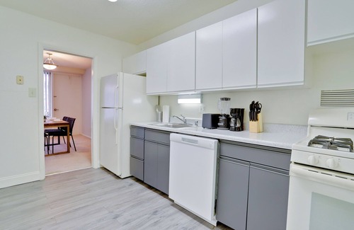 Crystal City Apartment | Restful Stay in DC Apartments