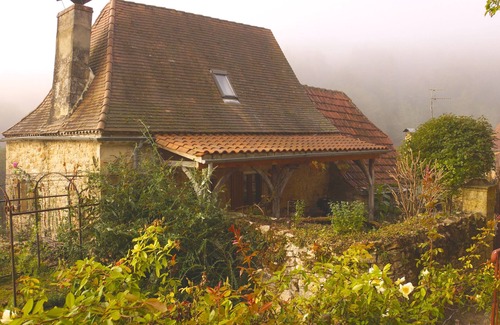 Berbiguieres Cottage | Restored Cottage in Berbiguières, a Classic Dordogne Village