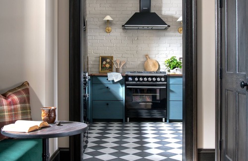 Perth House | Restored stonehouse in the heart of Perth.