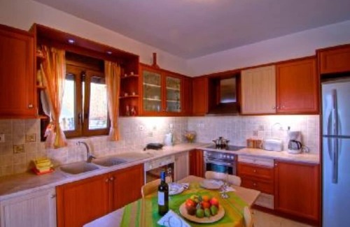 Houdetsi House | Rethymno: A wonderful place to stay-Suitable for families.