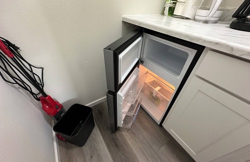 Friendly Apartment | Retreat near UO, Autzen, Amazon Park | 2 Studio - 2 Bath