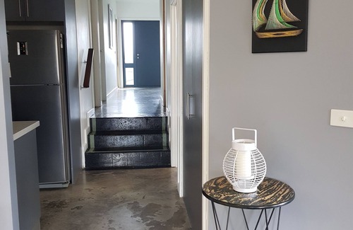 Coronet Bay House | Retreat to Bay Breeze at Coronet Bay