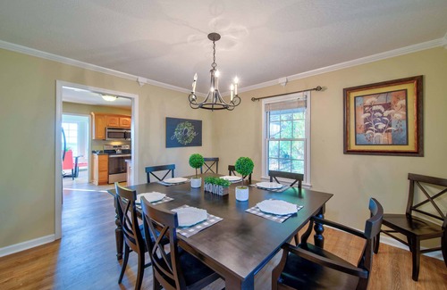 East Ellijay House | Retreat to Ellijay with stunning sunset views!